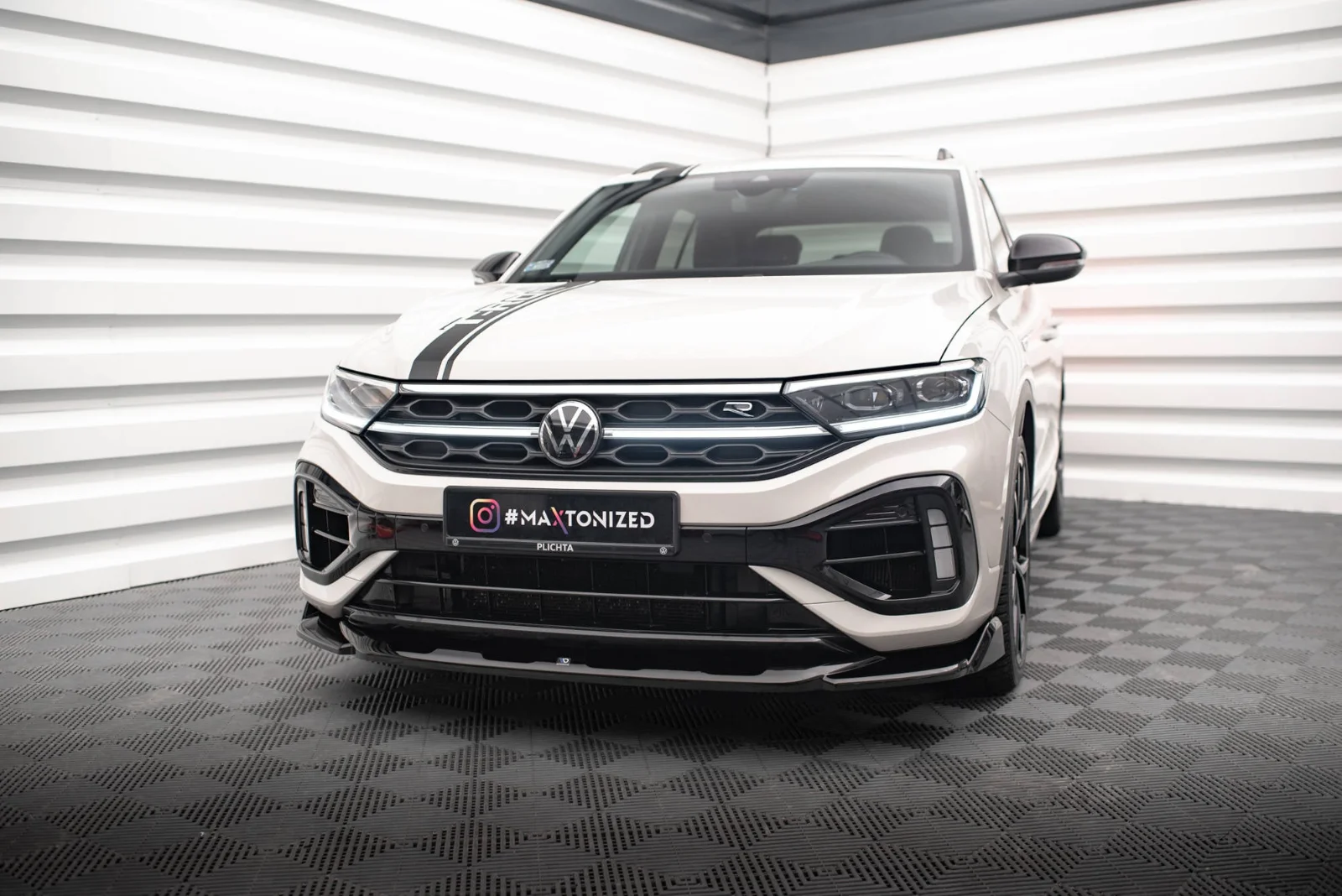 Maxton Design Frontsplitter V.2 für VW T-Roc R R-Line Mk1 FL – Schwarz glänzend