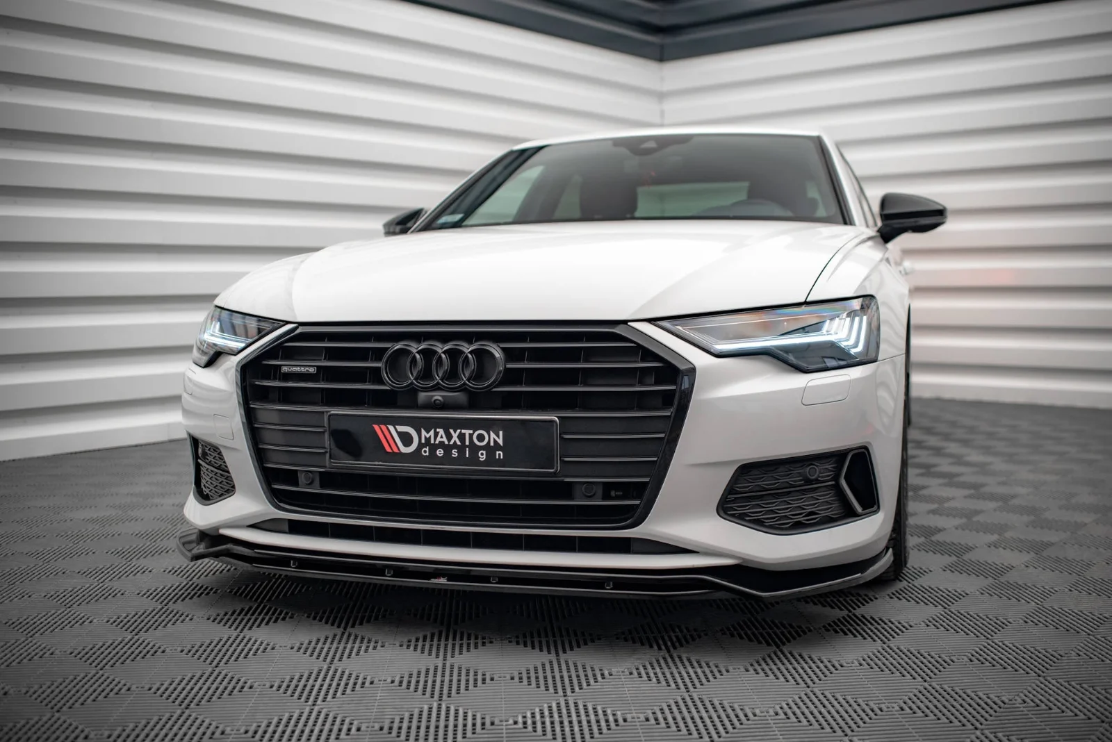 Maxton Design Frontsplitter V.3 für Audi A6 C8 – Schwarz glänzend