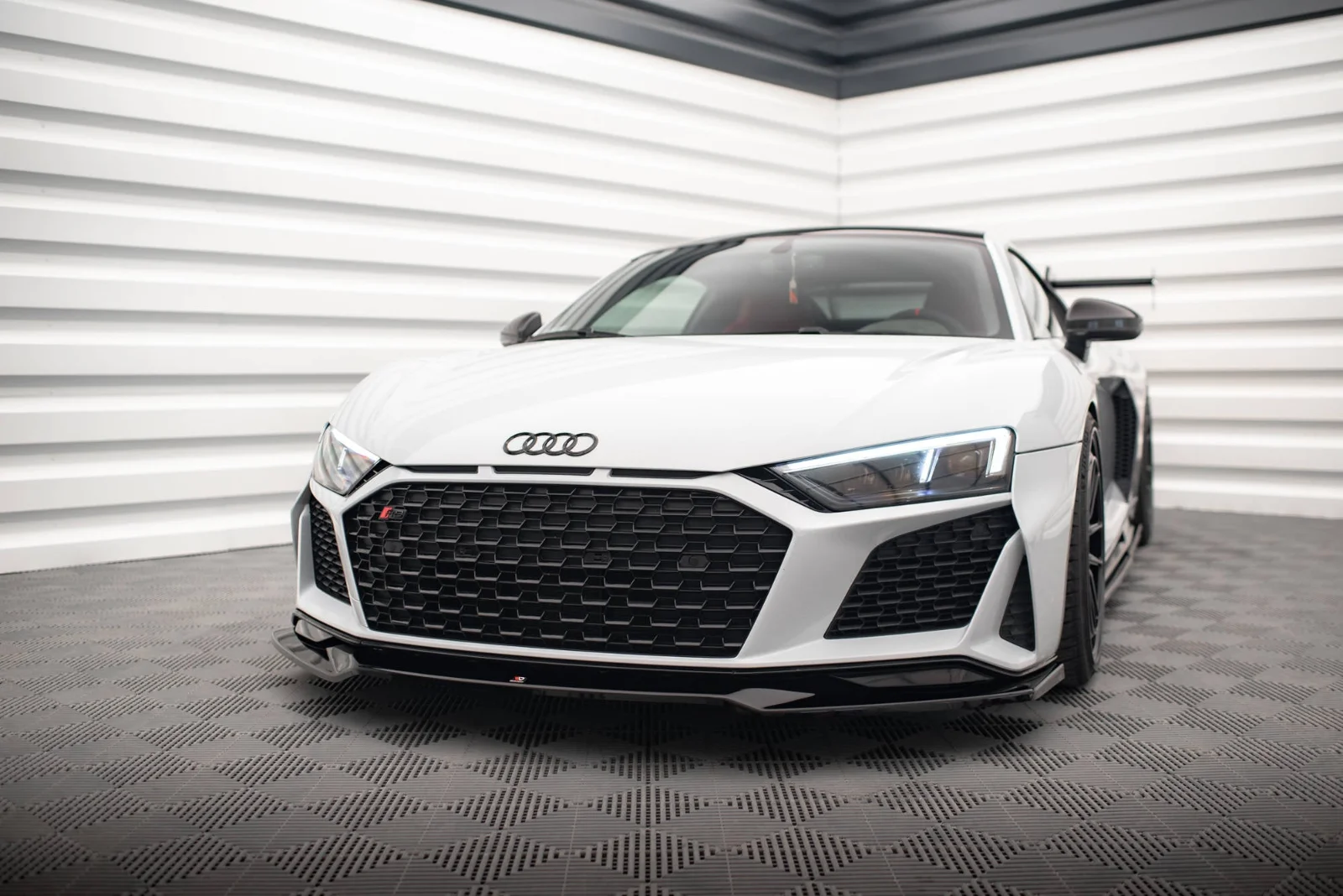 Maxton Design Frontsplitter V.3 für Audi R8 Mk2 FL – Schwarz glänzend