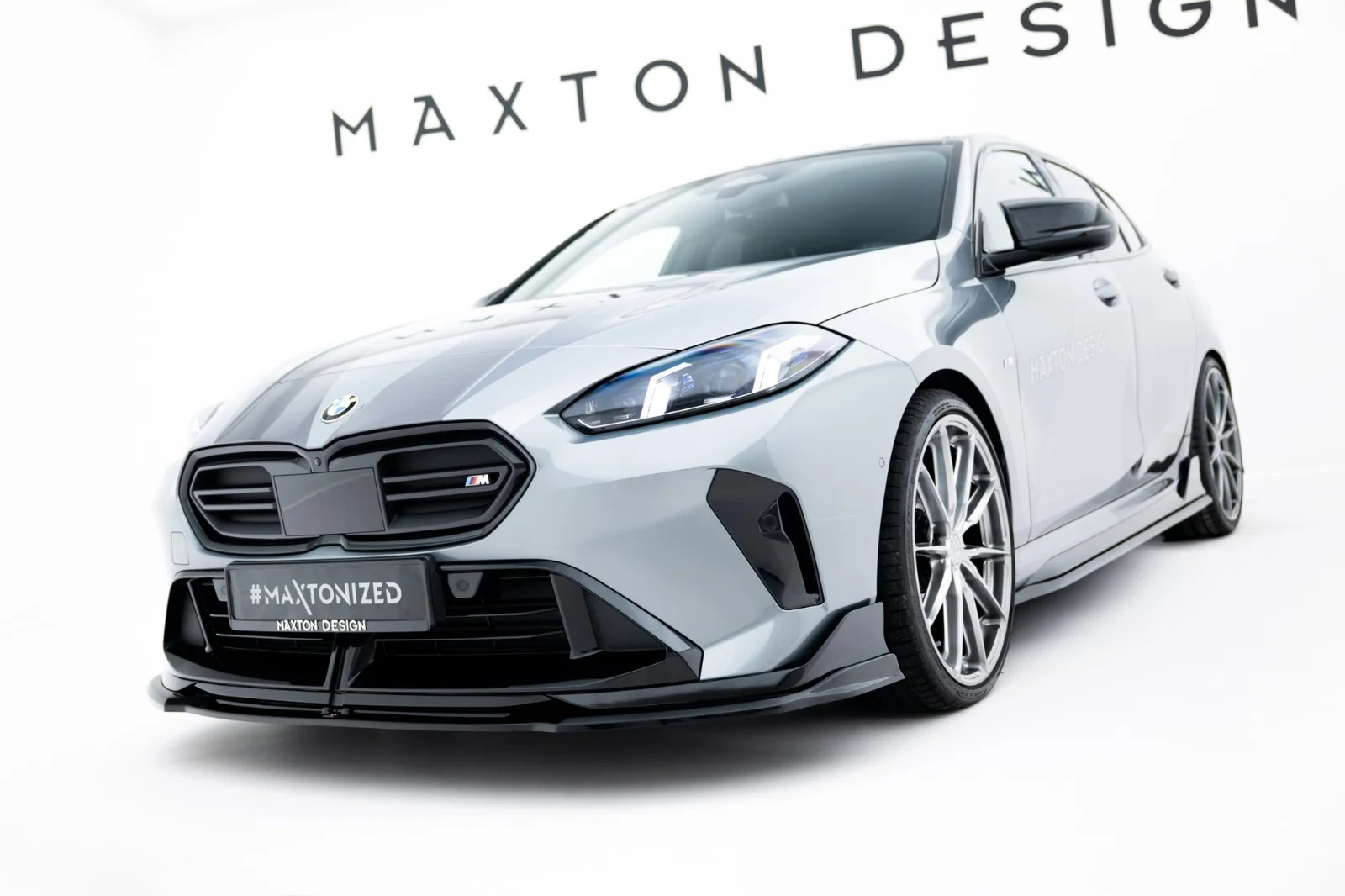 Maxton Frontsplitter V.3 für BMW M135i M Performance F70 – Schwarz glänzend
