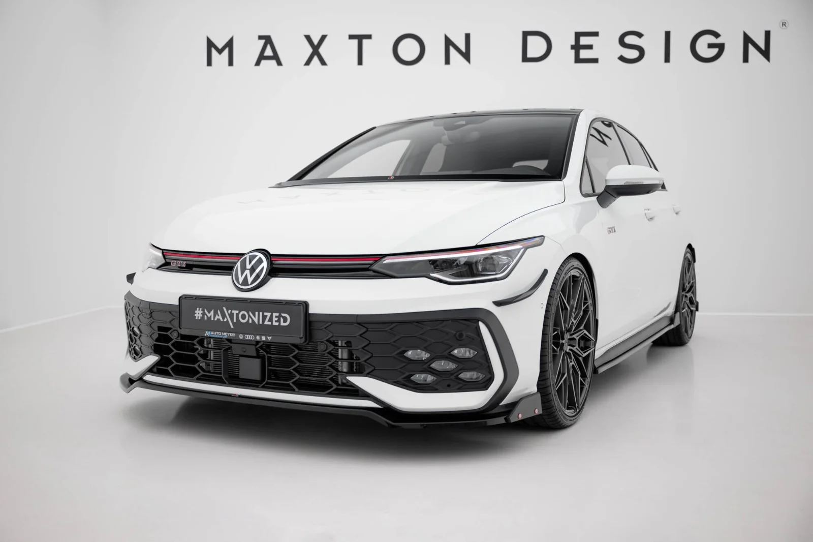 Maxton Frontsplitter V.3 für VW Golf 8 GTI GTE R-Line FL – Schwarz glänzend – VW-GO-8F-GTI-FD3G+FSF1B