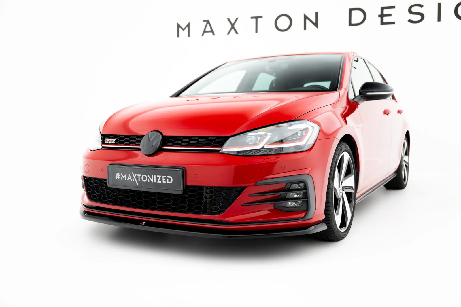 Maxton Design Frontsplitter V.3 für VW Golf 7 GTI GTD FL – Schwarz glänzend