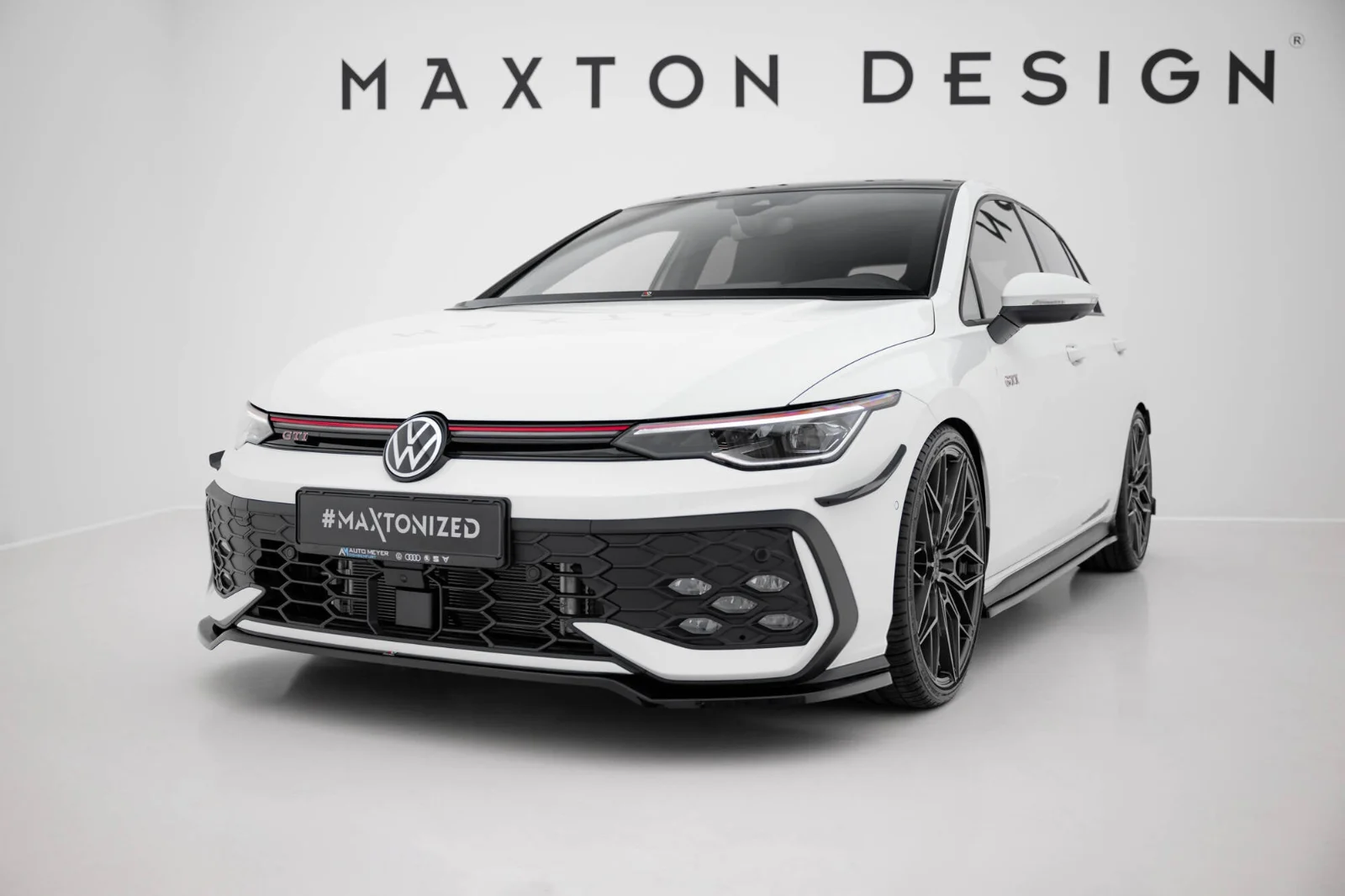 Maxton Frontsplitter V.3 für VW Golf 8 GTI GTE R-Line FL – Schwarz glänzend – VW-GO-8F-GTI-FD3G
