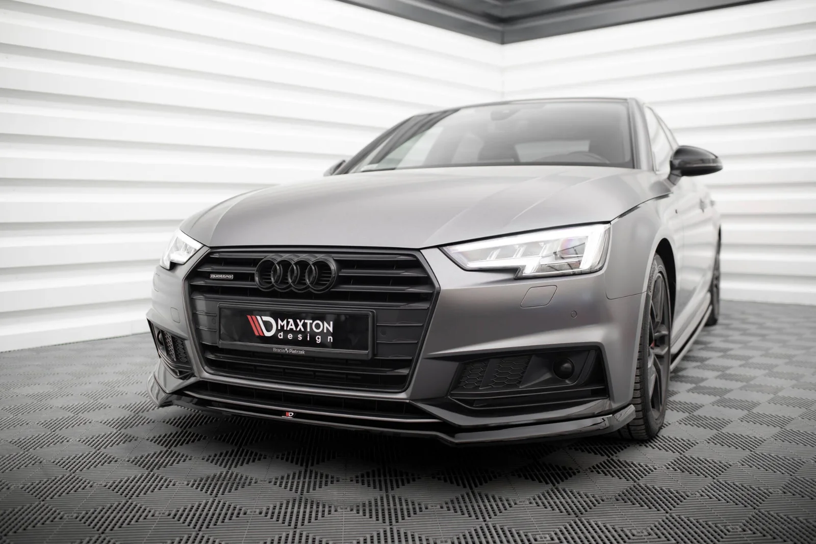 Maxton Design Frontsplitter V.4 für Audi S4 A4 S line B9 – Schwarz glänzend