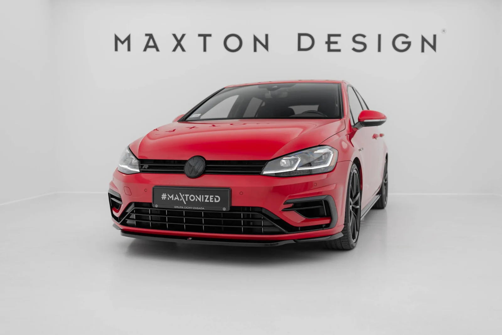 Maxton Design Frontsplitter V.4 für VW Golf 7 R R-Line FL – Schwarz glänzend