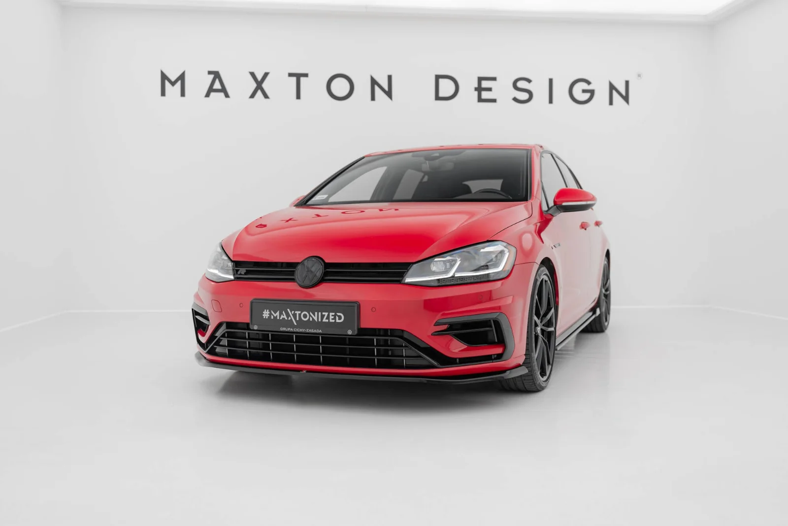 Maxton Design Frontsplitter V.5 für VW Golf 7 R R-Line FL – Schwarz glänzend