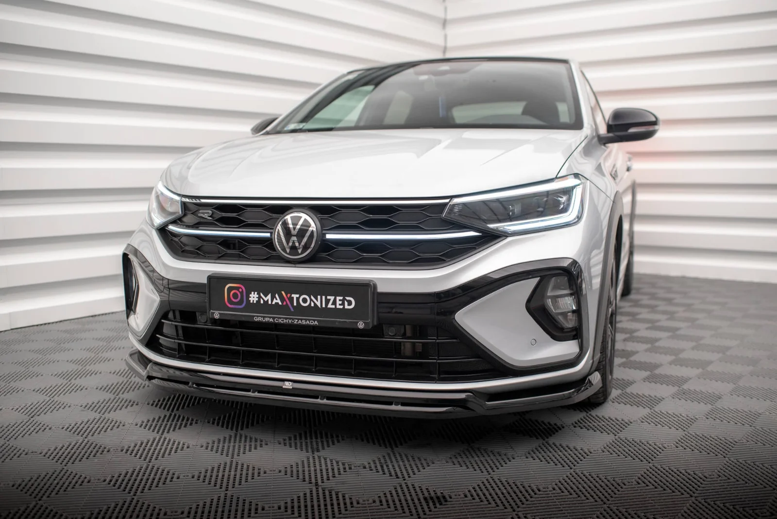Maxton Design Frontsplitter für VW Taigo R-Line Mk1 – Schwarz glänzend