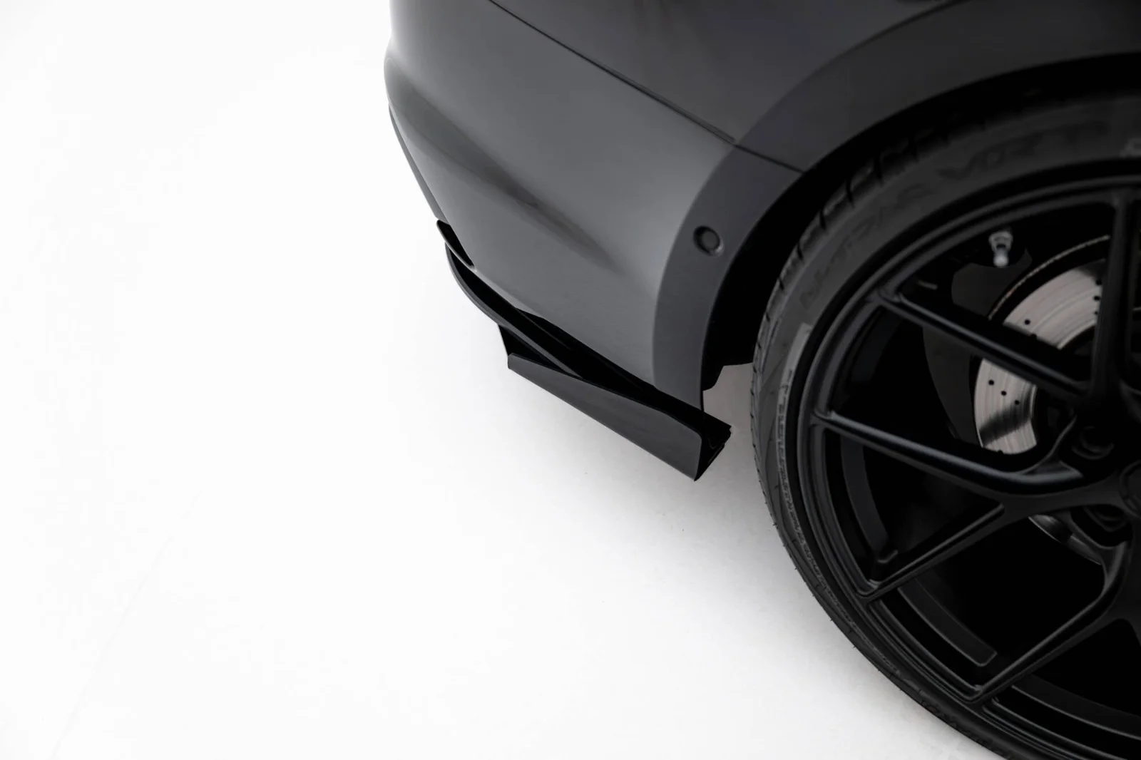 Maxton Design Heck-Seitenflaps für Audi RS5 F5 – Schwarz matt