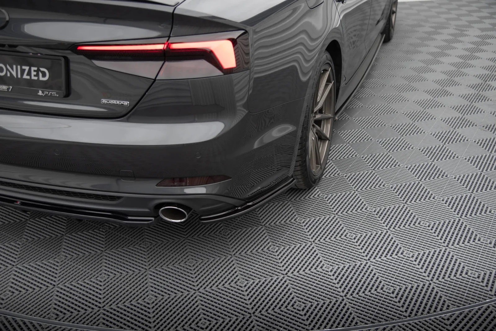 Maxton Design Heck-Seitensplitter für Audi A5 S line F5 – Schwarz glänzend