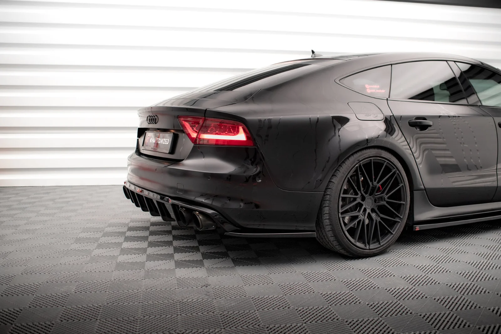 Maxton Design Heck-Seitensplitter für Audi A7 S line S7 C7 – Schwarz glänzend
