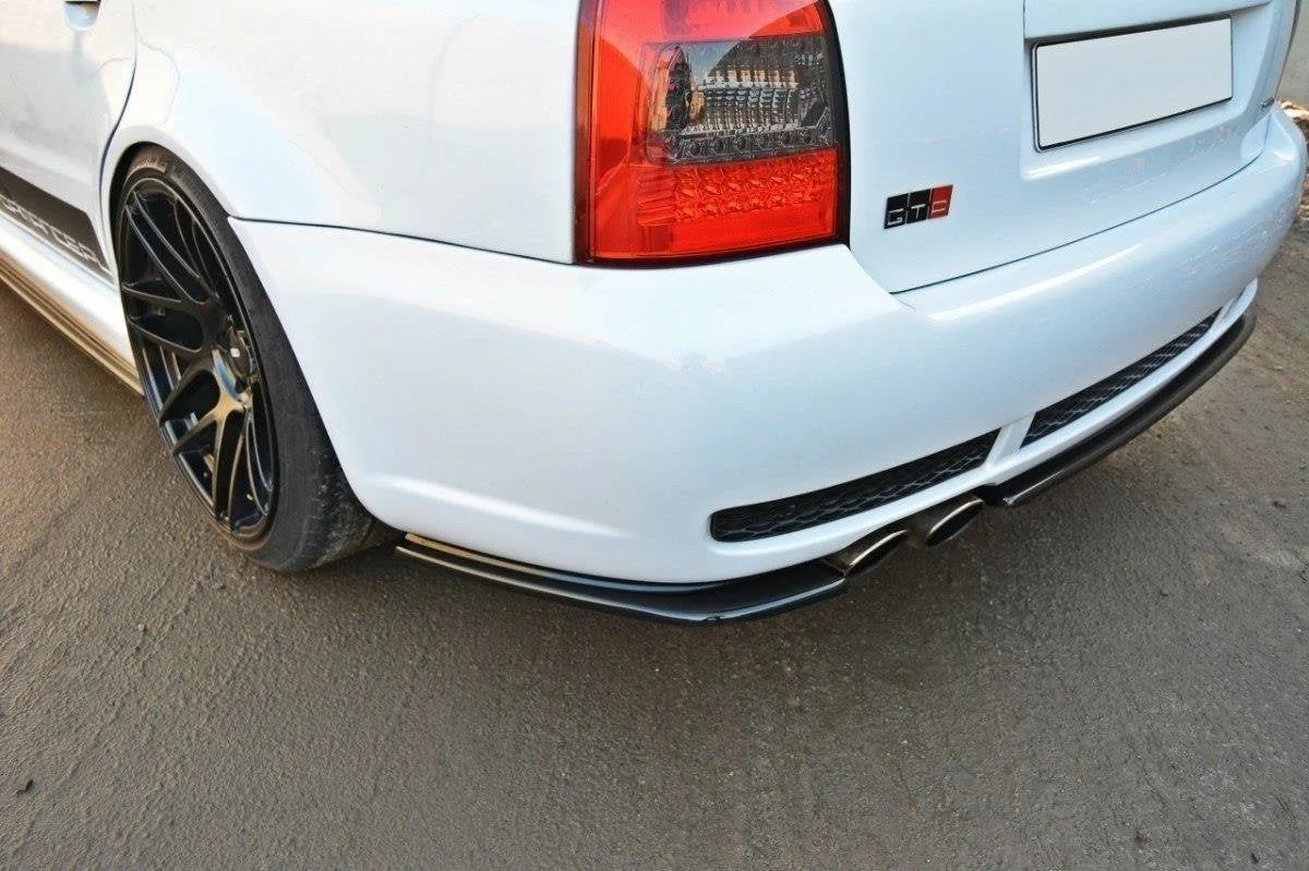 Maxton Design Heck-Seitensplitter für Audi RS4 B5 – Schwarz glänzend – AU-RS4-B5-RSD1G