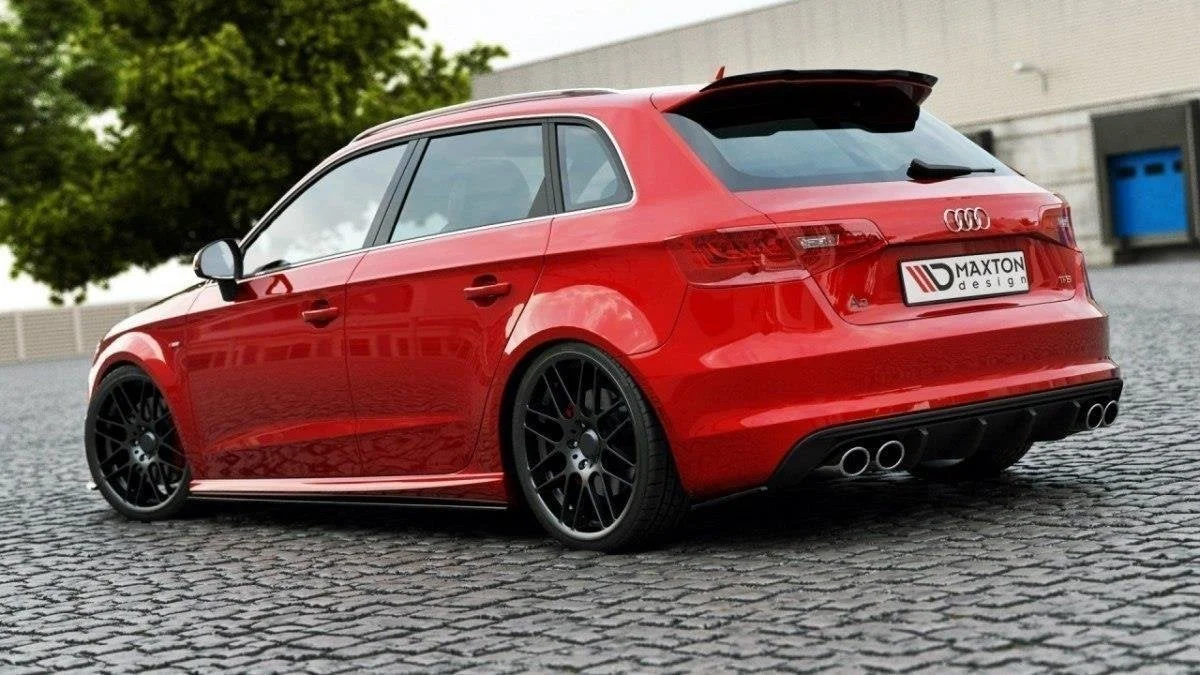 Maxton Design Heck-Seitensplitter für Audi S3 A3 S line 8V – Schwarz glänzend