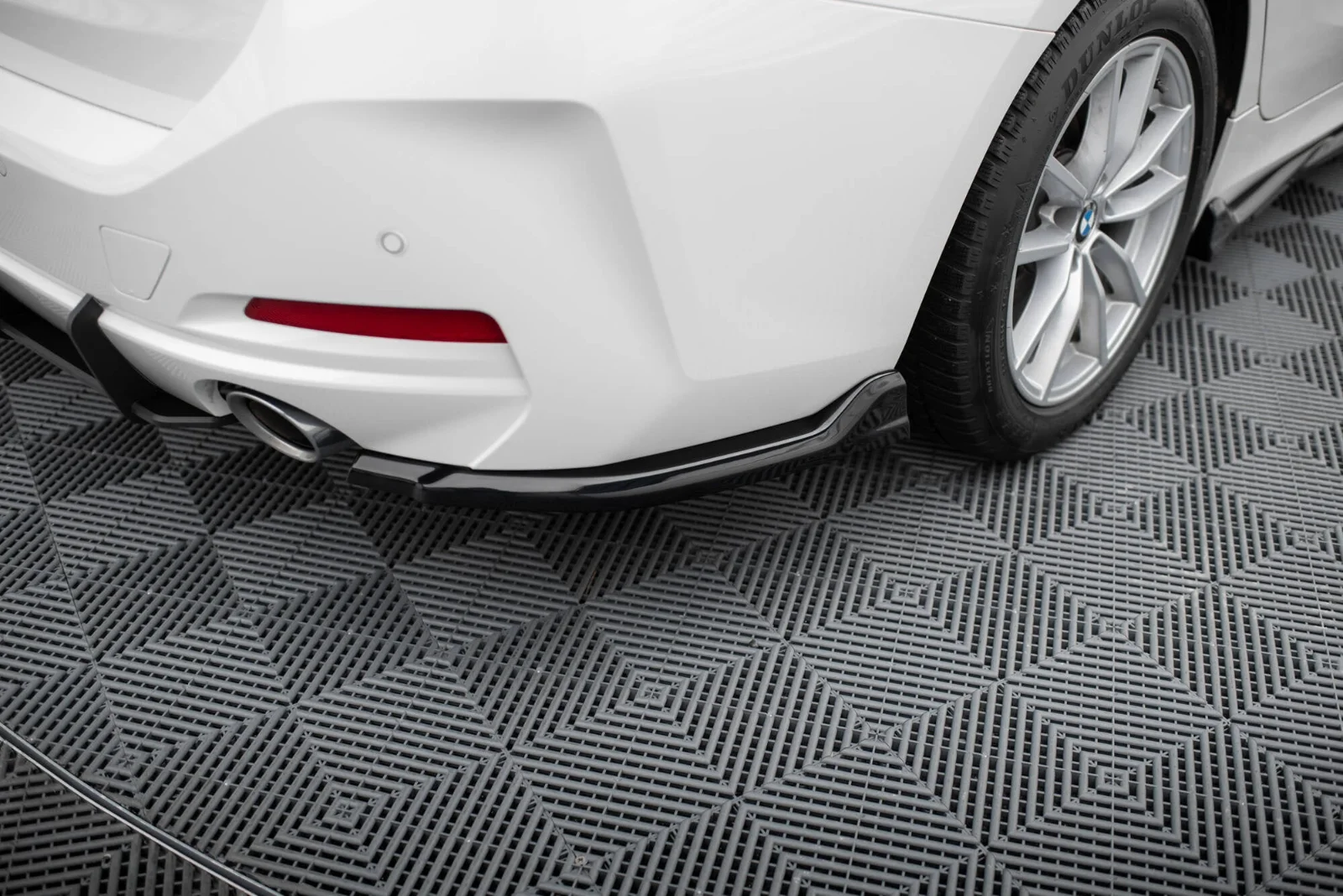 Maxton Design Heck-Seitensplitter für BMW 3er G20 G21 FL – Schwarz glänzend