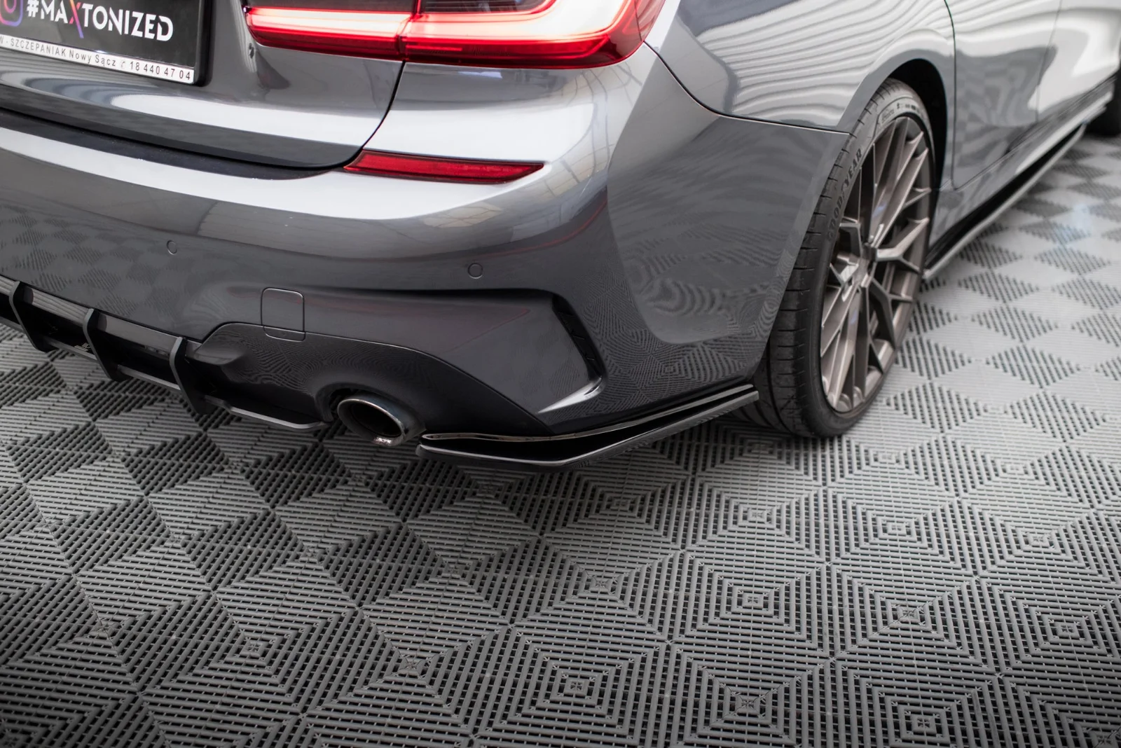 Maxton Design Heck-Seitensplitter für BMW 3er M-Paket G20 – Schwarz glänzend