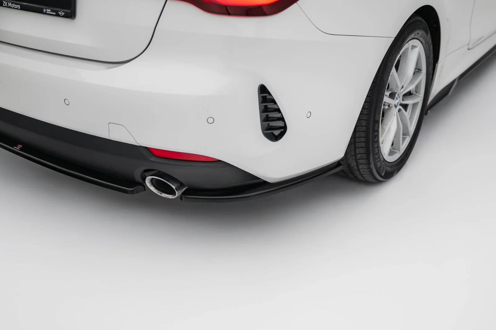 Maxton Design Heck-Seitensplitter für BMW 4er G22 G23 – Schwarz glänzend