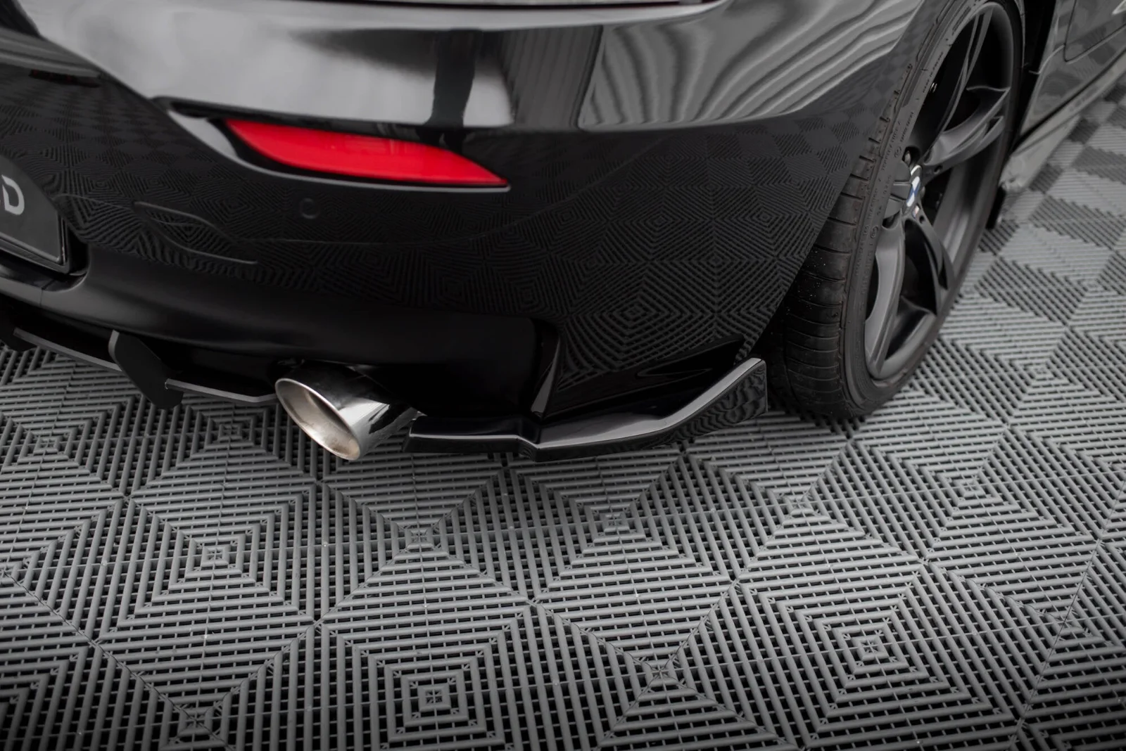 Maxton Design Heck-Seitensplitter für BMW Z4 M-Paket E89 FL – Schwarz glänzend