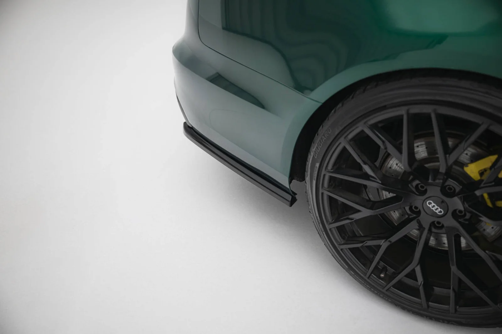 Maxton Design Heck-Seitensplitter V.2 für Audi A6 S line C7 – Schwarz glänzend