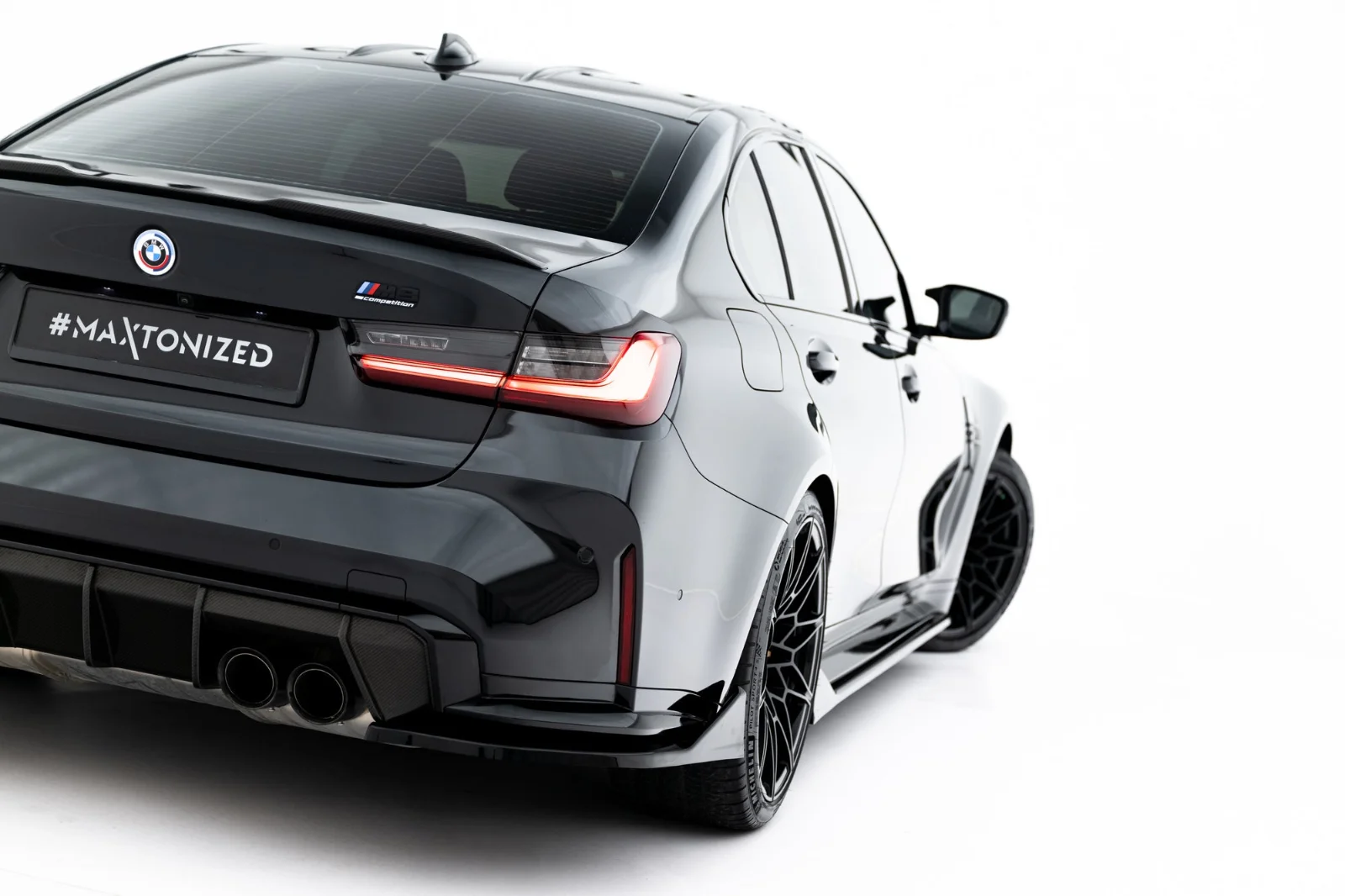 Maxton Design Heck-Seitensplitter V.5 für BMW M3 G80 G81 – Schwarz glänzend