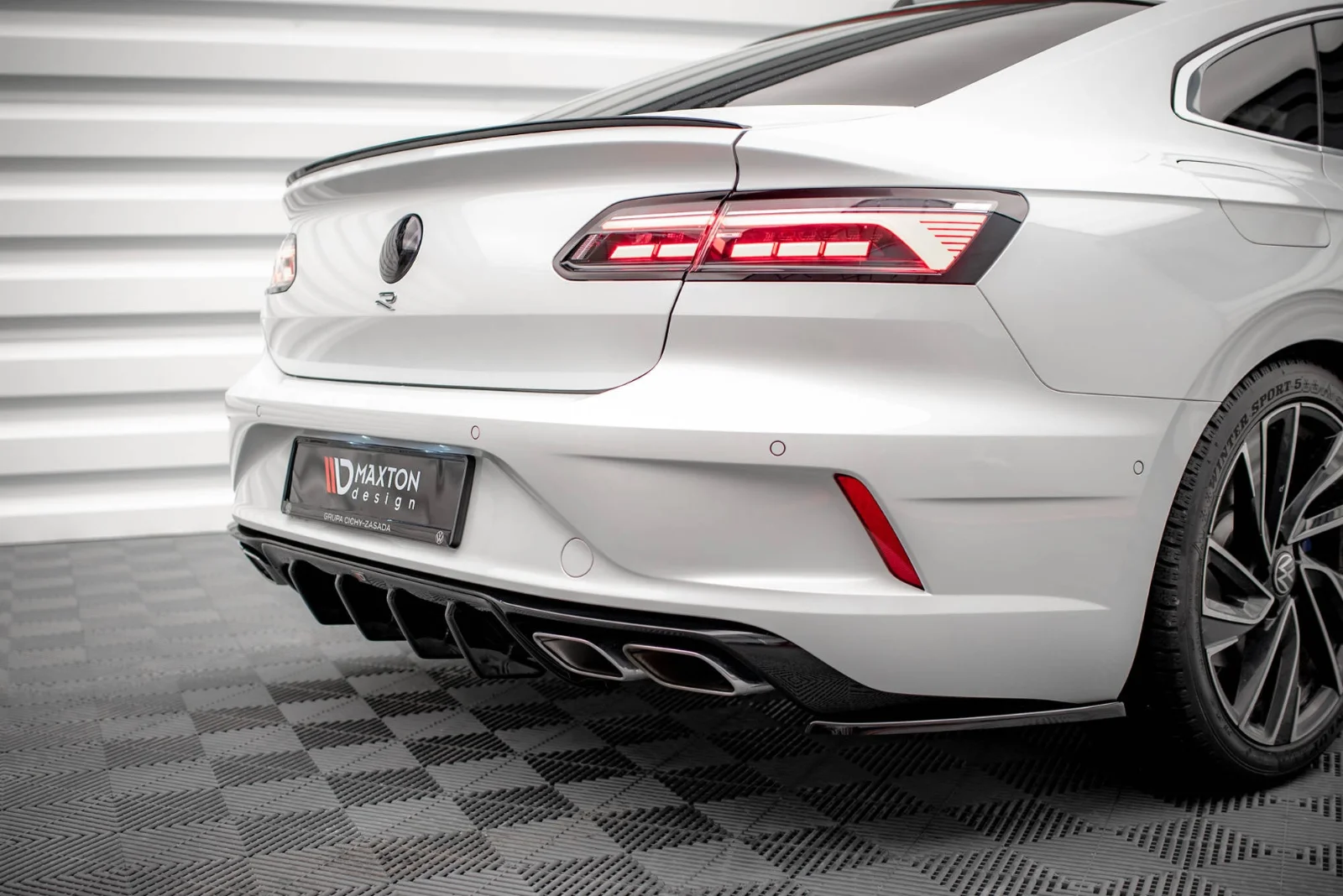 Maxton Design Heck-Seitensplitter für VW Arteon R Mk1 FL – Schwarz glänzend