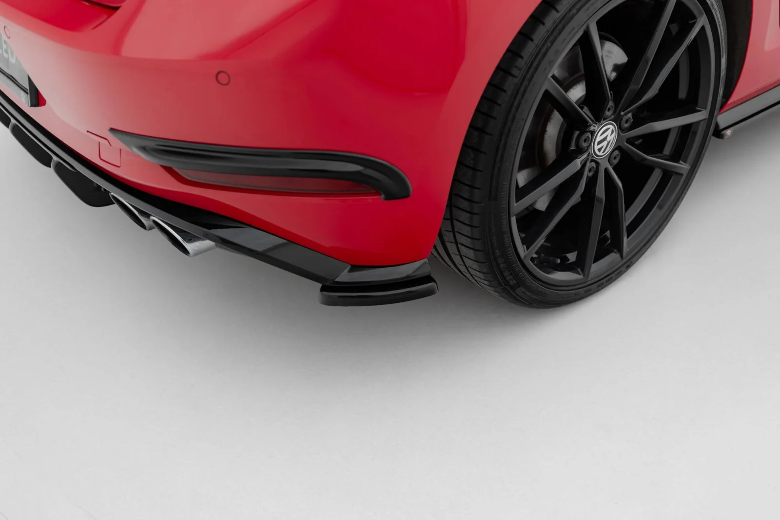 Maxton Design Heck-Seitensplitter für VW Golf 7 R R-Line FL – Schwarz glänzend – VW-GO-7F-R-RSD1RED