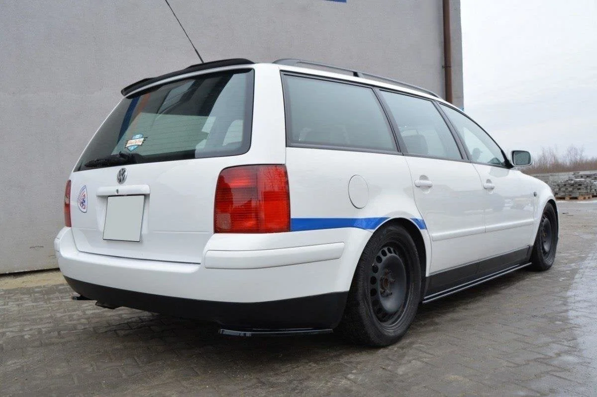 Maxton Design Heck-Seitensplitter für VW Passat B5 – Schwarz glänzend