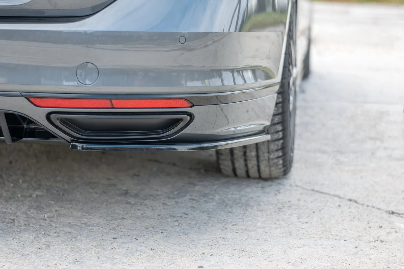 Maxton Design Heck-Seitensplitter für VW Passat R-Line B8 – Schwarz glänzend