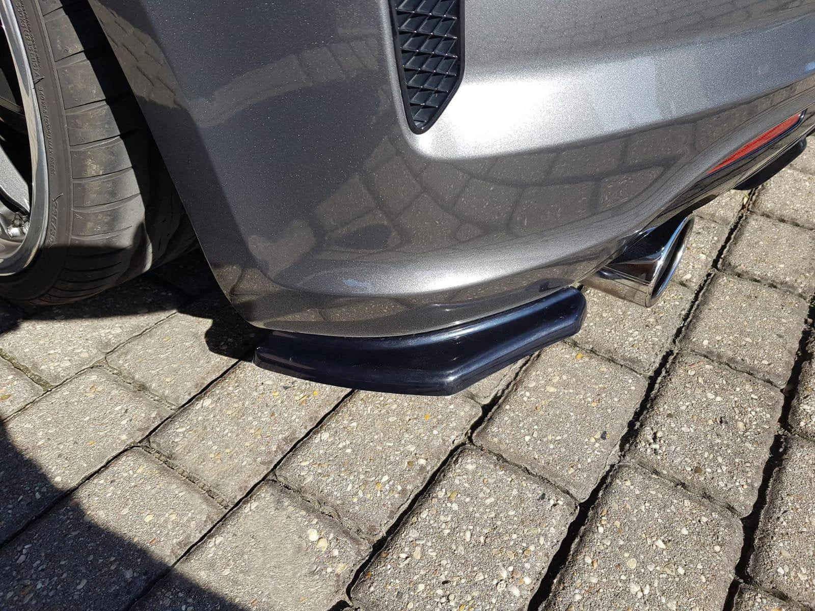 Maxton Design Heck-Seitensplitter für VW Scirocco R Mk3 FL – Schwarz glänzend