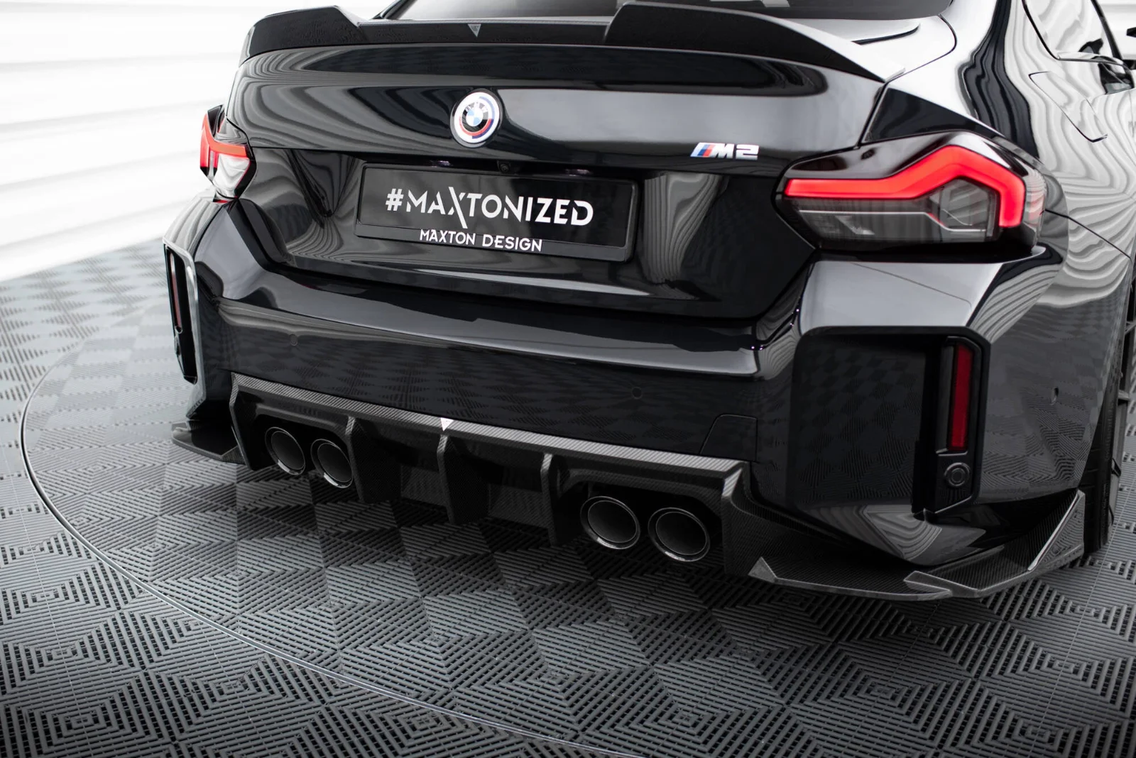 Maxton Design Heckdiffusor für BMW M2 G87 – Sichtcarbon (Prepreg)