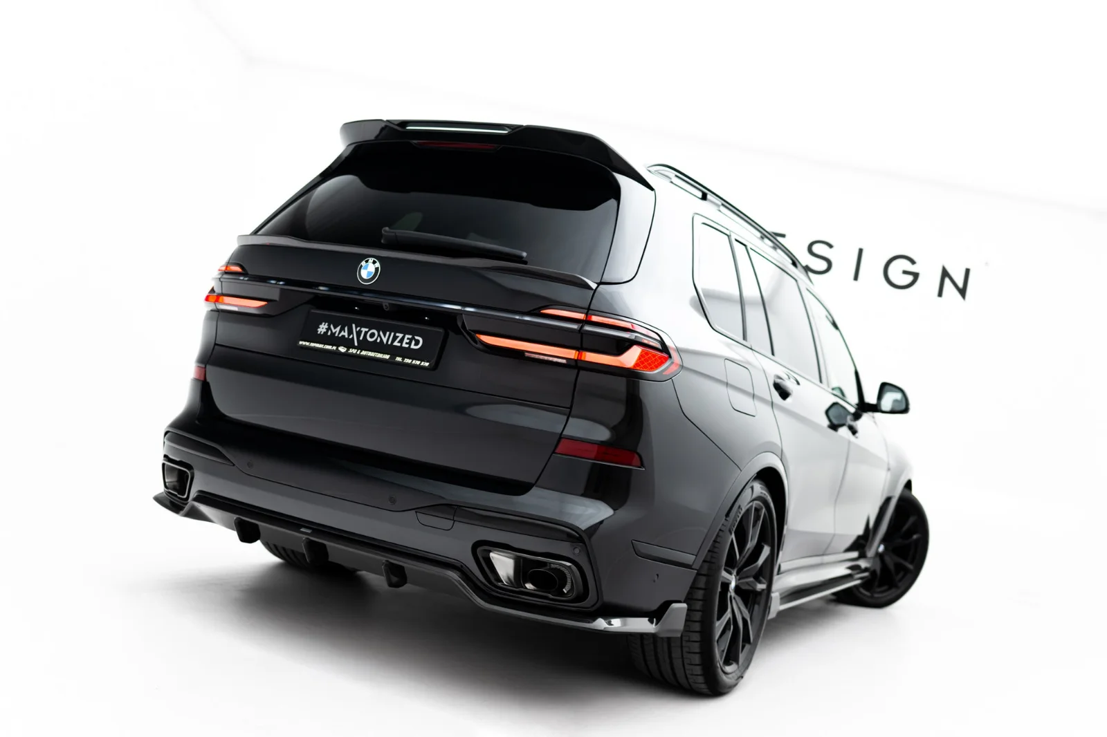 Maxton Heckdiffusor für BMW X7 M-Paket G07 FL (Version – Sichtcarbon (Prepreg)