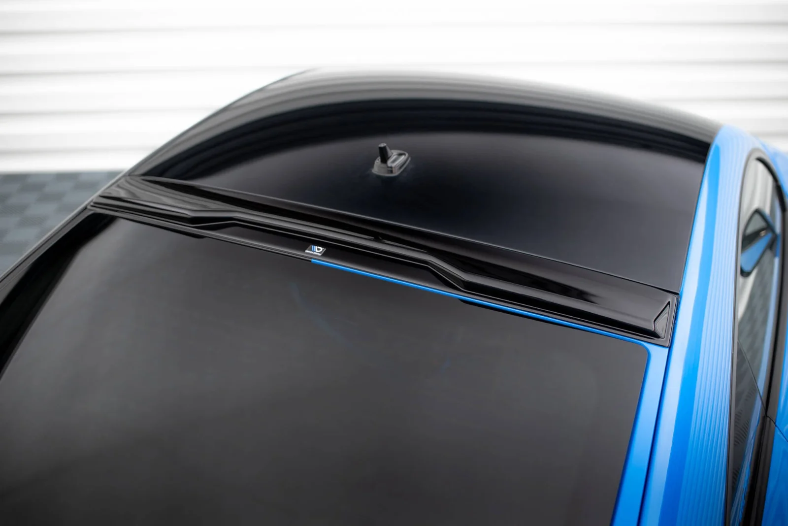 Maxton Design Heckscheiben-Spoiler für Audi TT S line 8S FL – Schwarz glänzend