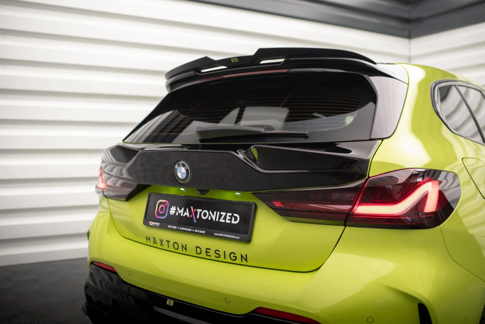Maxton Heckscheiben-Spoiler BMW 1er M-Paket M135i 128ti F40 – Schwarz glänzend