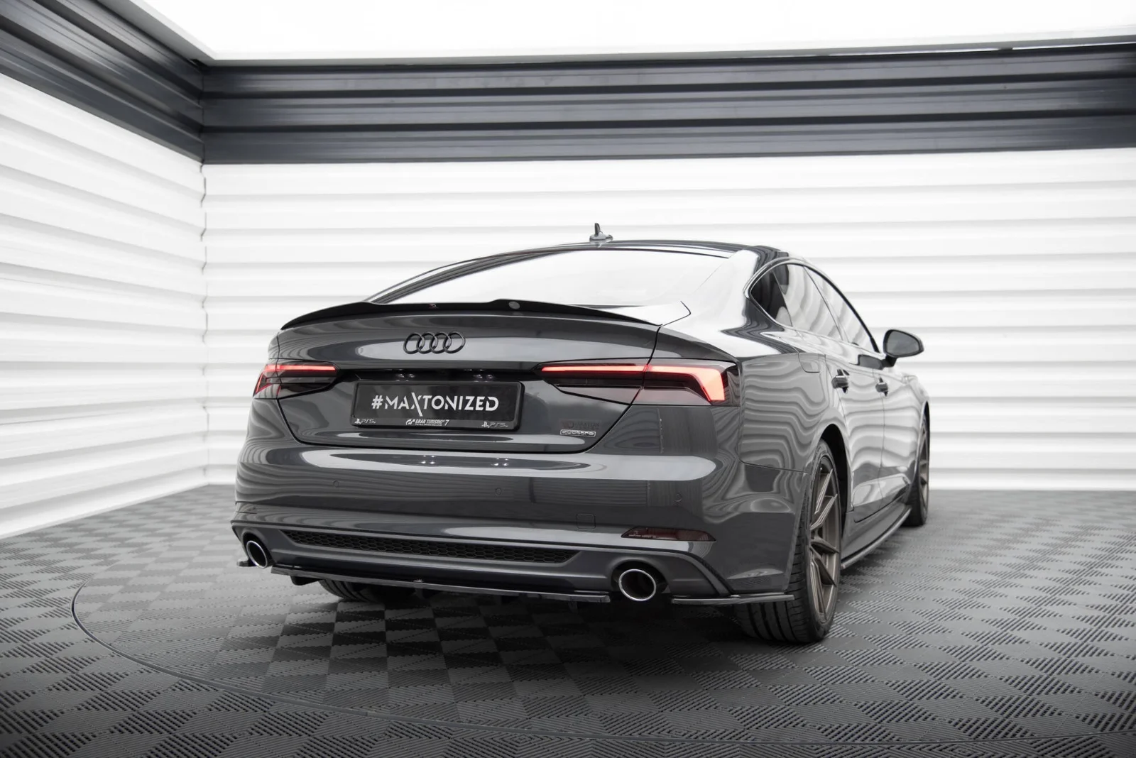Maxton Design Hecksplitter für Audi A5 S line F5 (Mit Einem – Schwarz glänzend