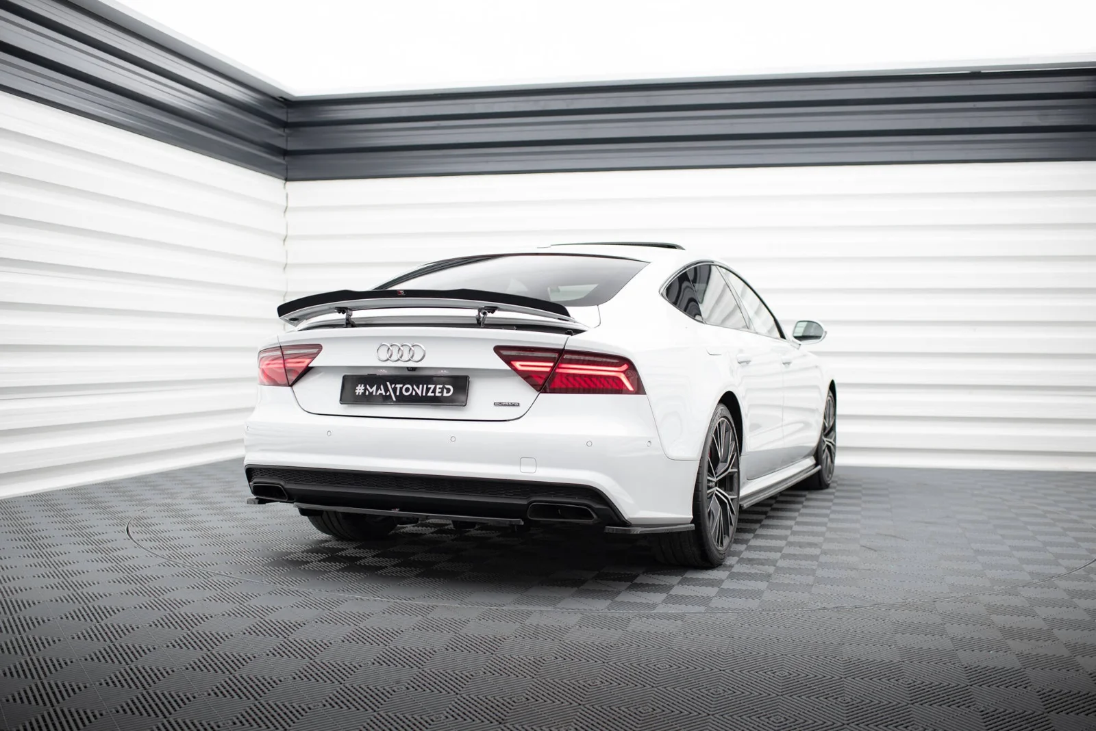 Maxton Hecksplitter für Audi A7 S line C7 FL (Mit Einem – Schwarz glänzend – AU-A7-1F-SLINE-RD1+RD2G