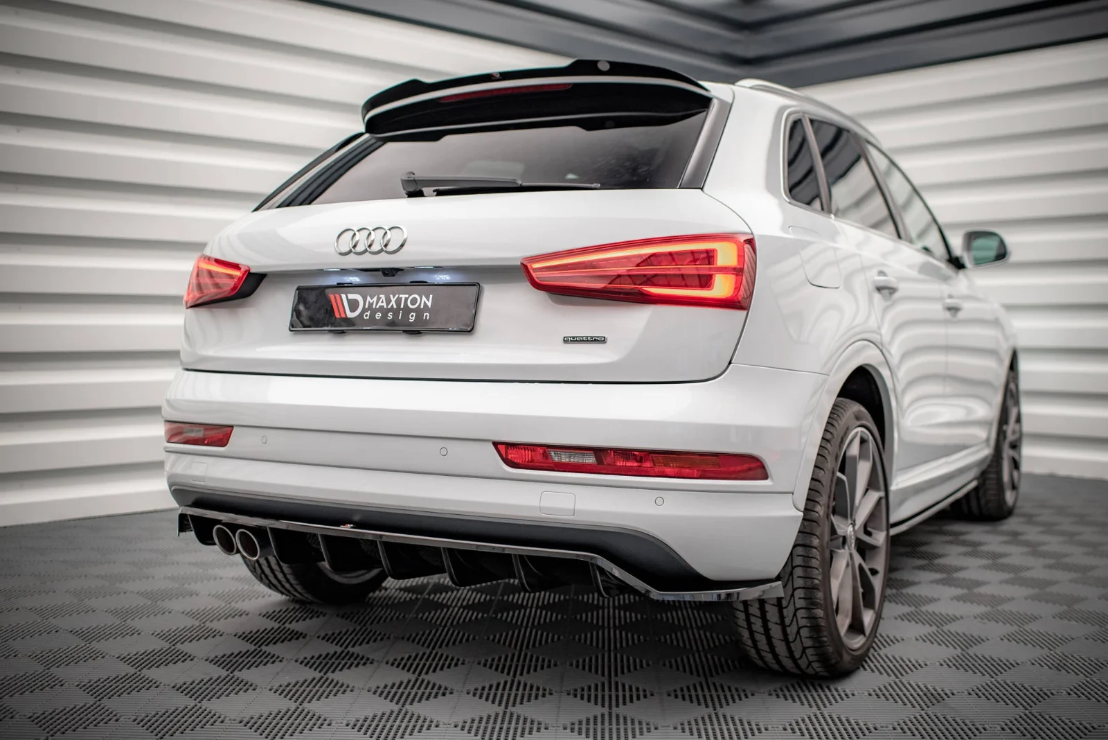 Maxton Design Hecksplitter für Audi Q3 Sport 8U FL – Schwarz glänzend