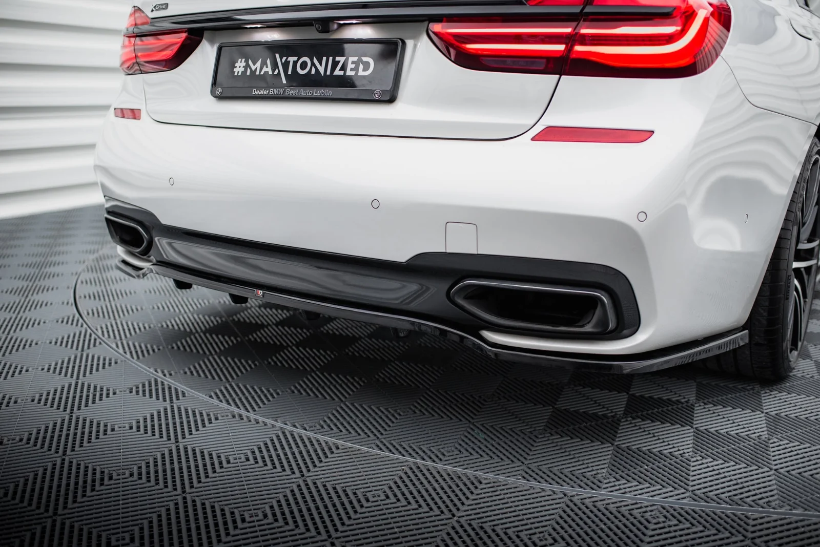 Maxton Design Hecksplitter für BMW 7er M-Paket G11 G12 – Schwarz glänzend – BM-7-11-MPACK-RD2G+RD3G