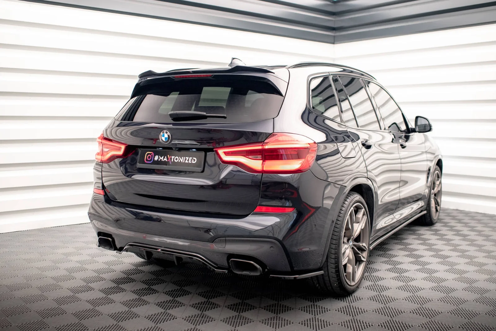Maxton Design Hecksplitter für BMW X3 M40i M40d G01 – Schwarz glänzend