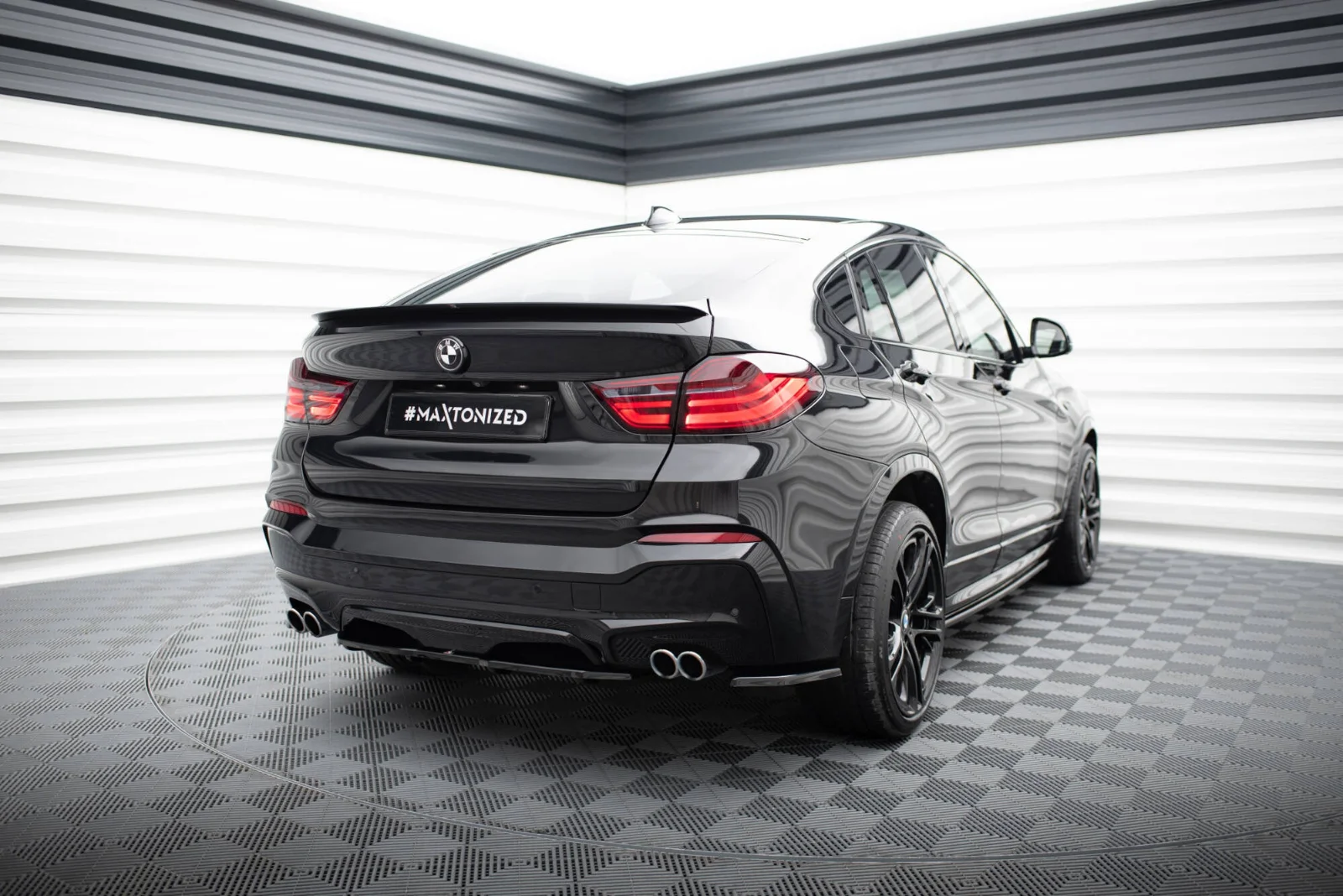 Maxton Design Hecksplitter für BMW X4 M-Paket (Mit Einem – Schwarz glänzend