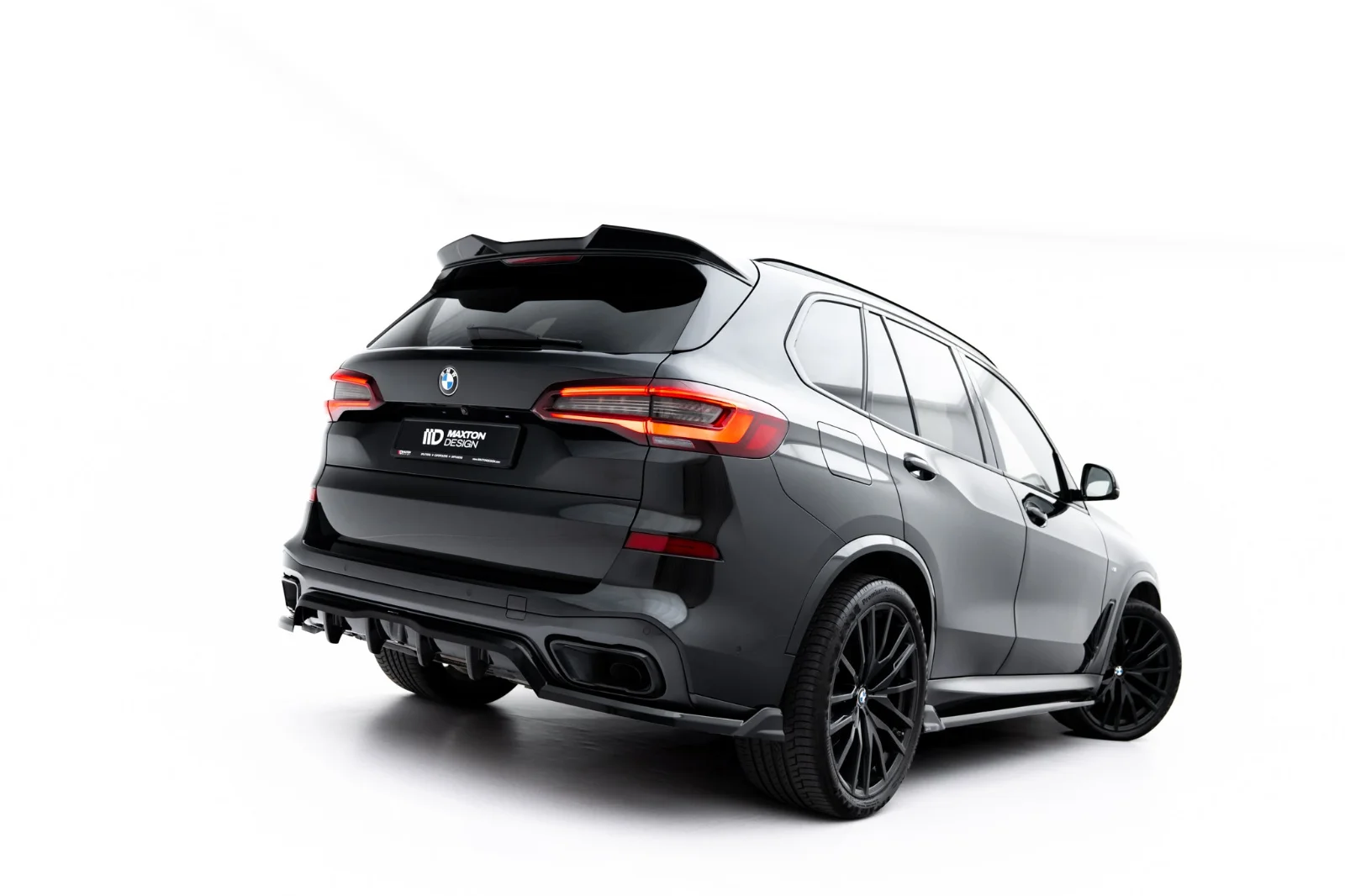 Maxton Design Hecksplitter für BMW X5 M-Paket G05 – Schwarz glänzend