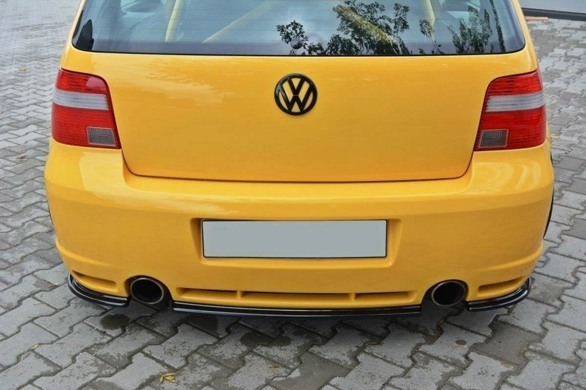 Maxton Design Hecksplitter für VW Golf 4 R32 – Schwarz glänzend