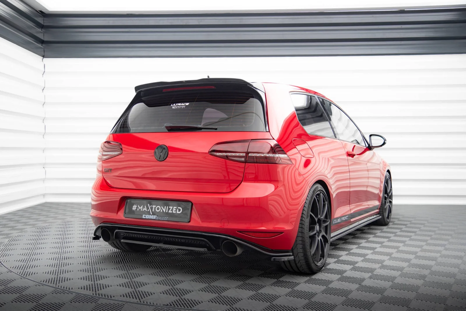 Maxton Design Hecksplitter für VW GOLF Mk7 GTI CLUBSPORT – Schwarz glänzend