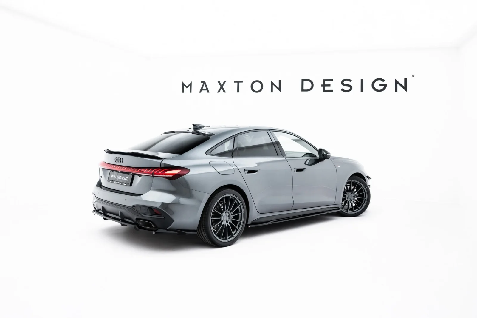 Maxton Seitenschweller-Ansätze für Audi A5 S line S5 B10 – Schwarz glänzend