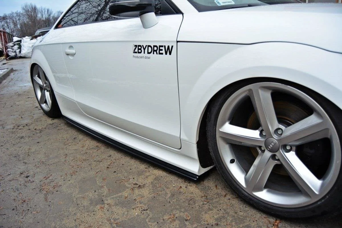 Maxton Design Seitenschweller-Ansätze für Audi TT RS 8J – Schwarz glänzend