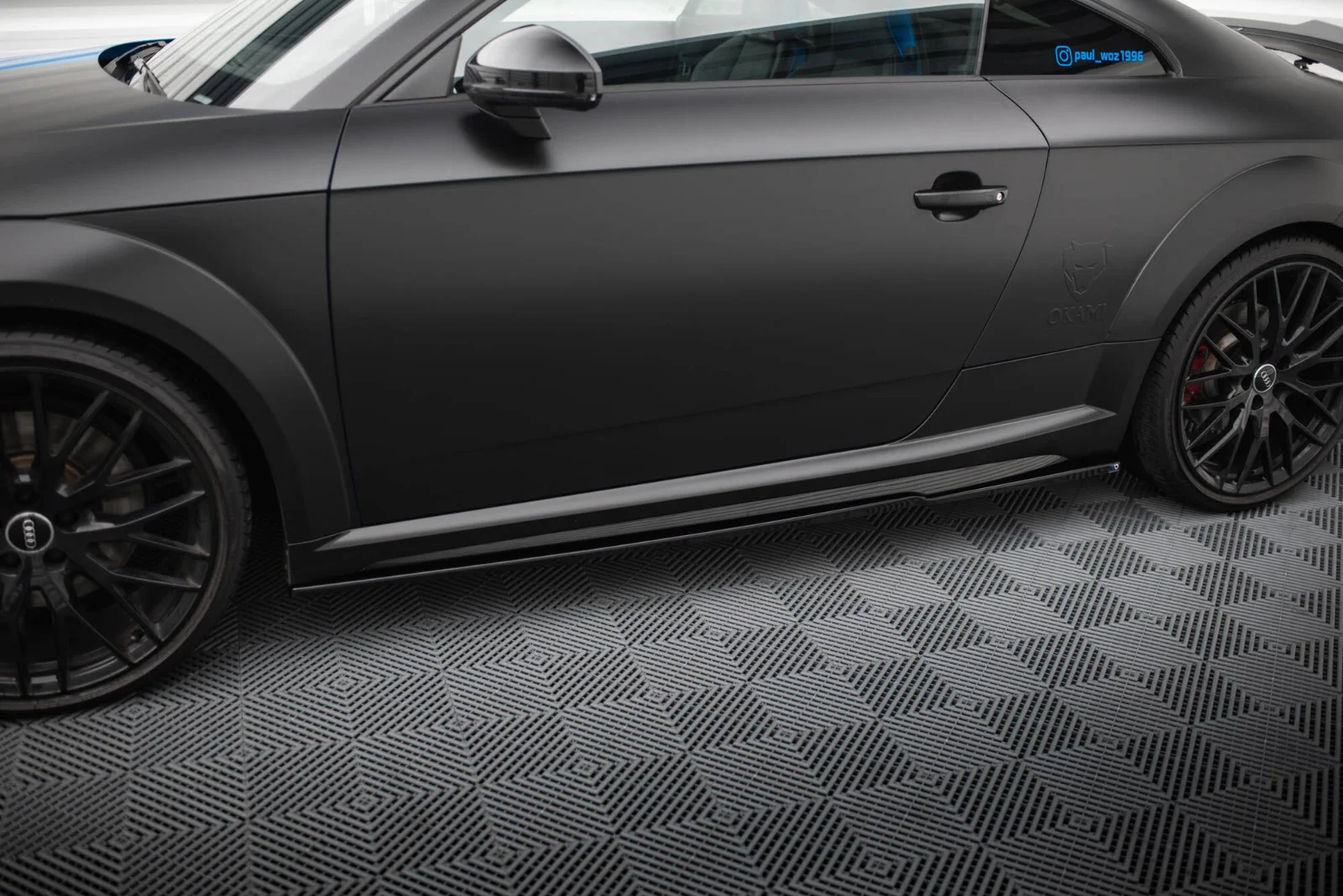 Maxton Seitenschweller-Ansätze für Audi TT S line 8S FL – Schwarz glänzend