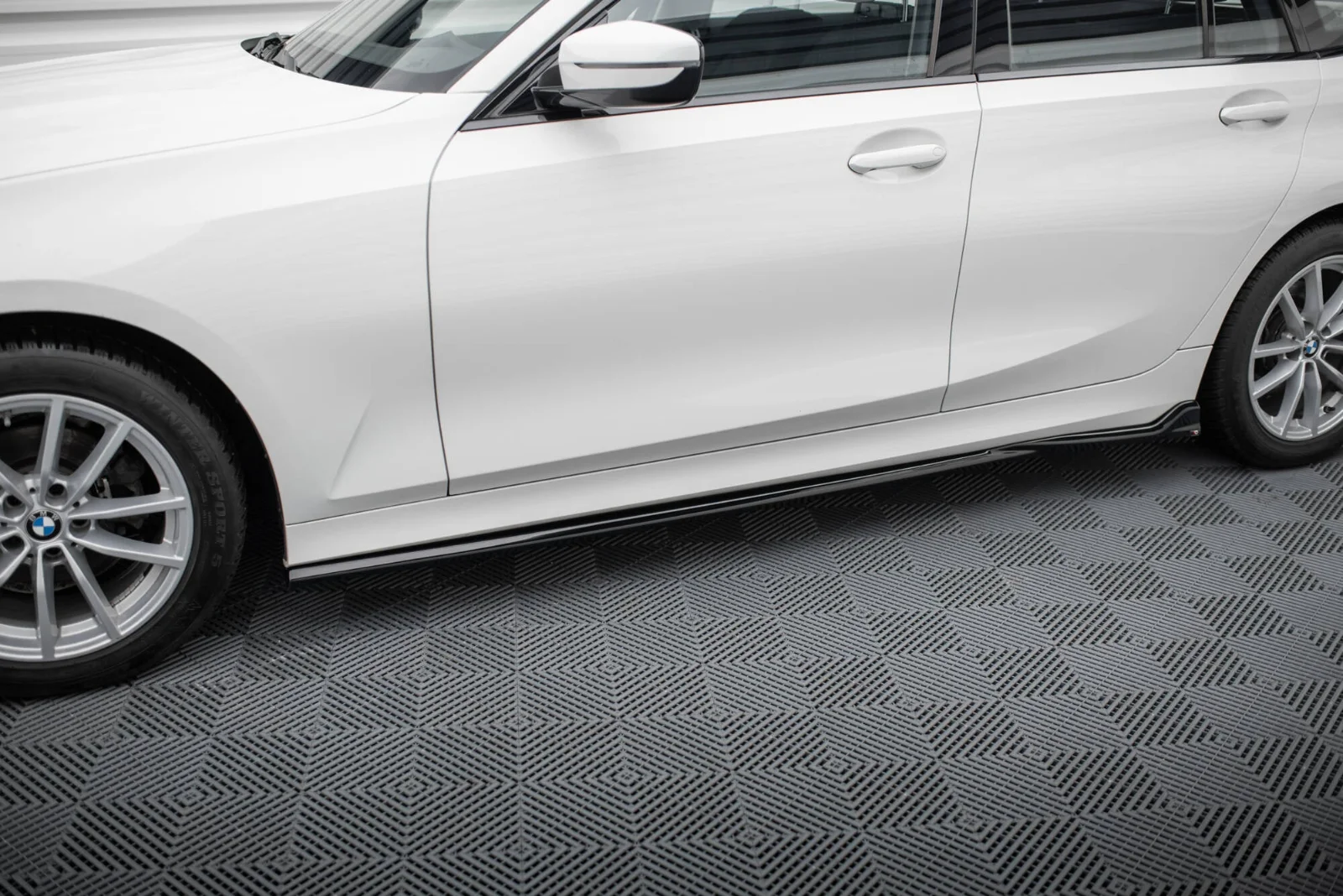 Maxton Design Seitenschweller-Ansätze für BMW 3er G20 G21 FL – Schwarz glänzend