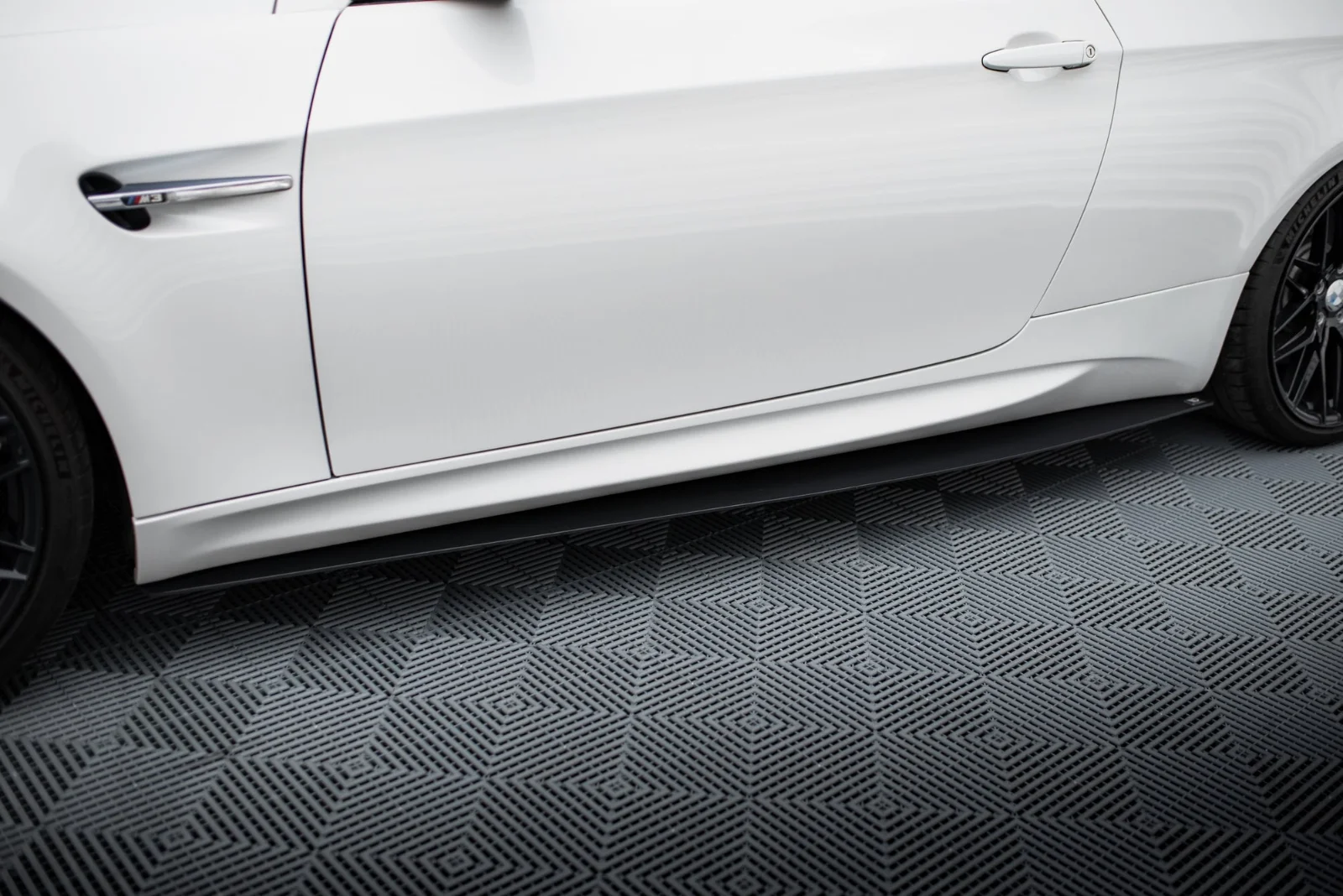 Maxton Design Seitenschweller-Ansätze für BMW M3 E92 E93 – Schwarz matt