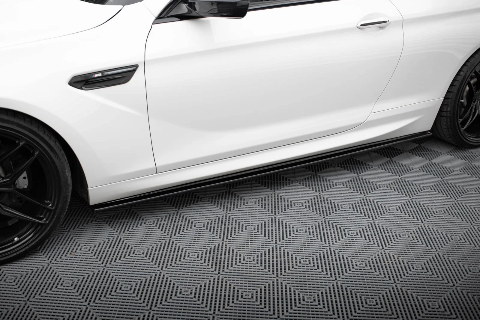 Maxton Seitenschweller-Ansätze BMW M6 6 M-Paket F06 F13 F12 – Schwarz glänzend