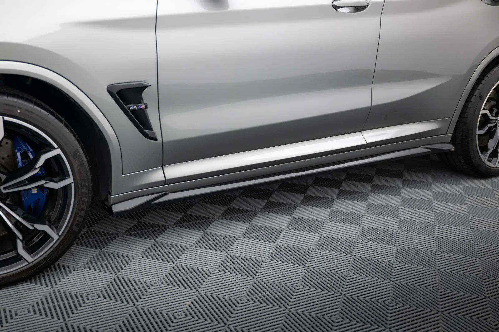 Maxton Seitenschweller-Ansätze für BMW X4 M F98 X4M FL – Schwarz glänzend