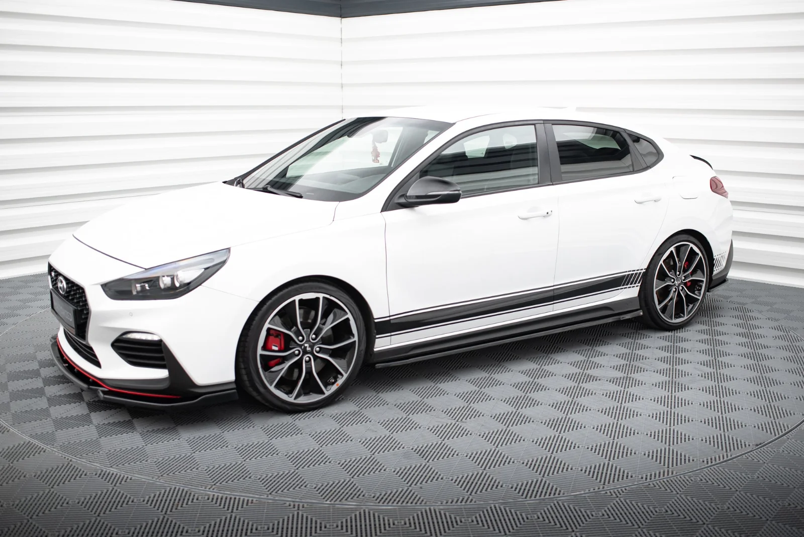 Maxton Seitenschweller-Ansätze V.1 Hyundai i30 N N-Line Mk3 – Schwarz glänzend