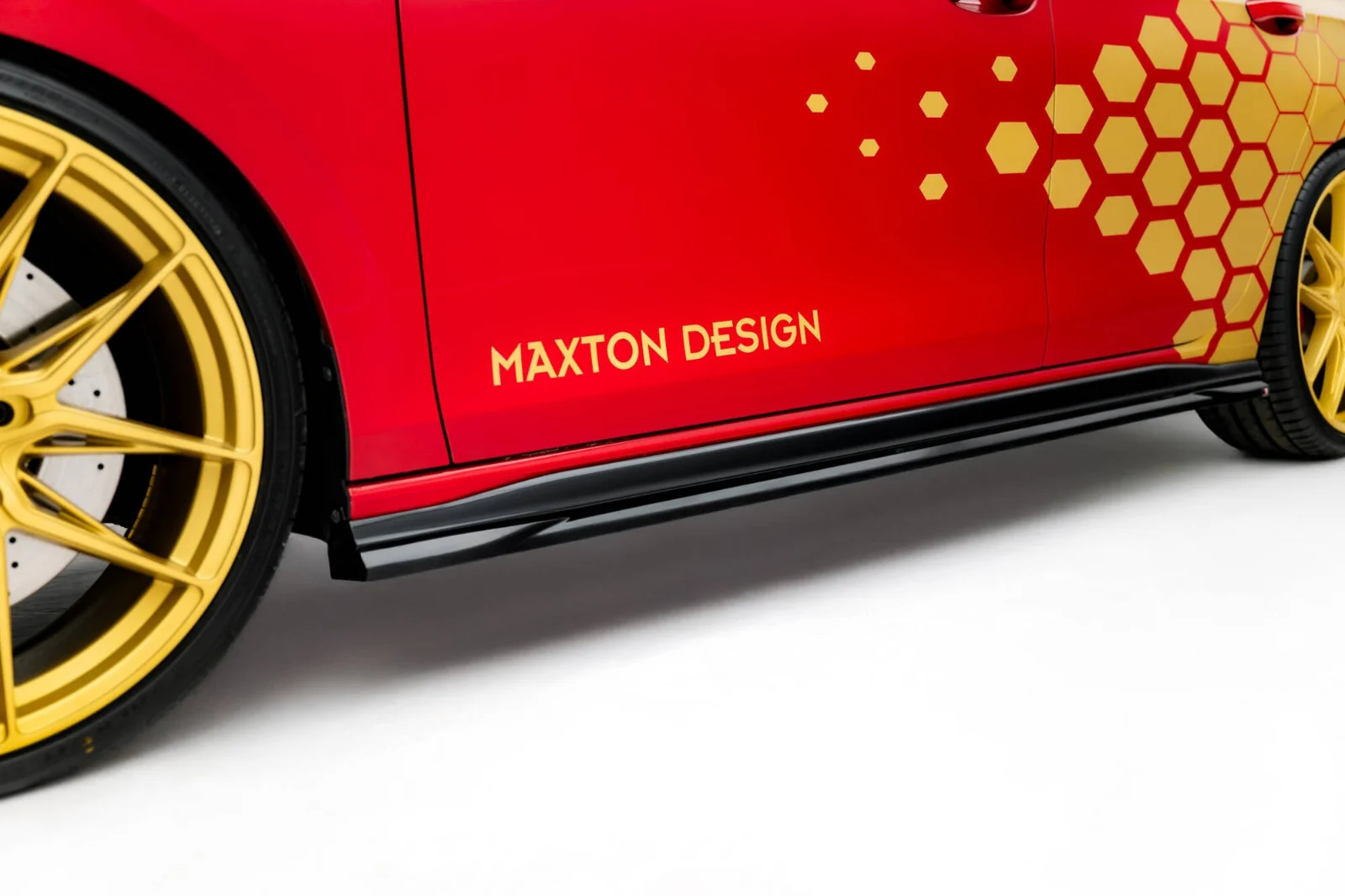 Maxton Seitenschweller-Ansätze V.1 VW Golf 8 GTI Clubsport – Schwarz glänzend