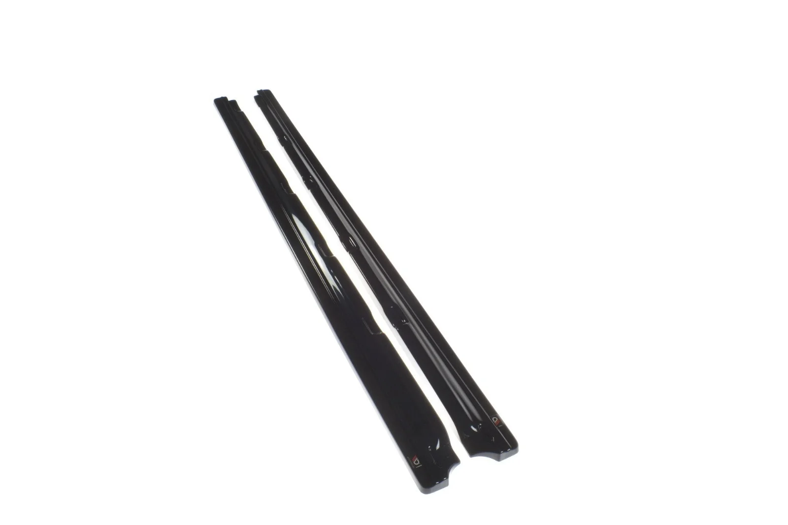 Maxton Seitenschweller-Ansätze V.3 für VW Golf 7 FL Standard – Schwarz glänzend